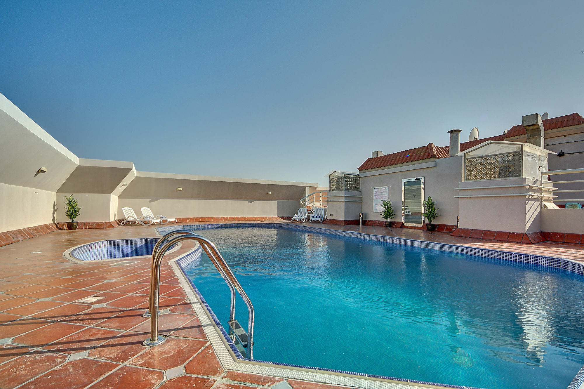 Al Manar Grand Hotel Apartment Dubai Exterior photo